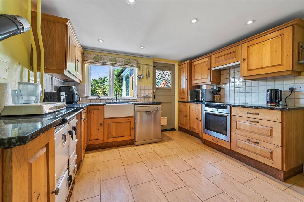 Property photo 2 of 21 Picture No. 08