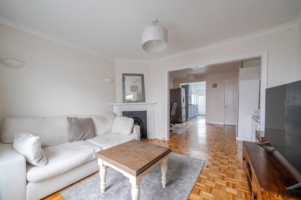 Property photo 2 of 17 Reception