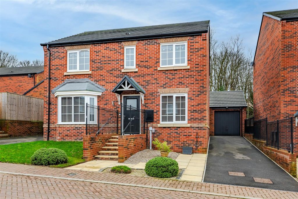 Property photo 1 of 33 2 Edale Drive-2.Jpg