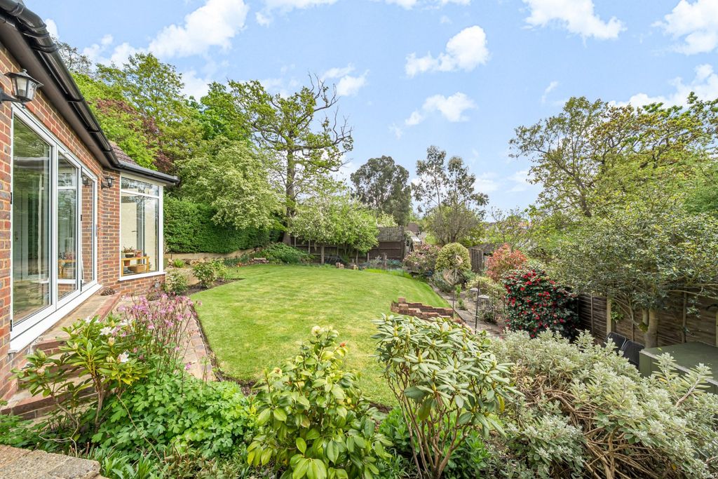 Property photo 1 of 22 Picture No. 30