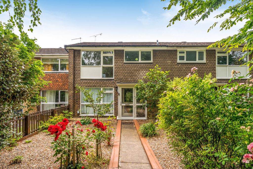 Property photo 1 of 24 1-6A3516F596c15-1...