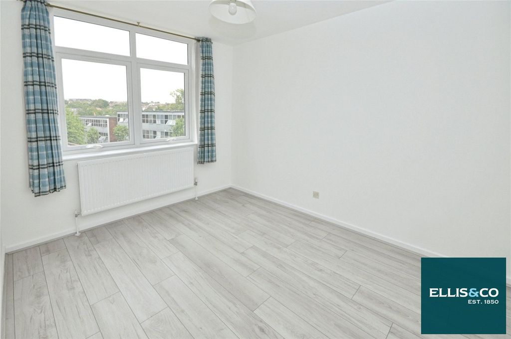 Property photo 1 of 11 Picture No. 02
