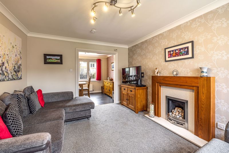 Property photo 2 of 28 Sitting Room