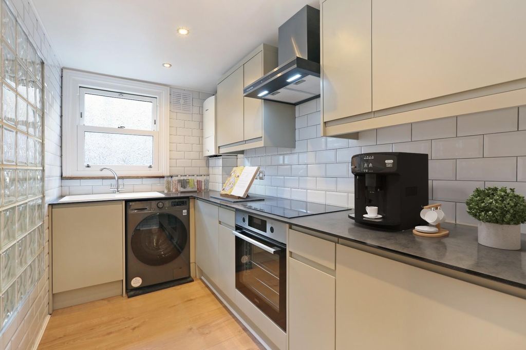 Property photo 2 of 10 A937A6Da606B946Bdd8A4d3d3Bf5B9F598Fa14d1.Jpg