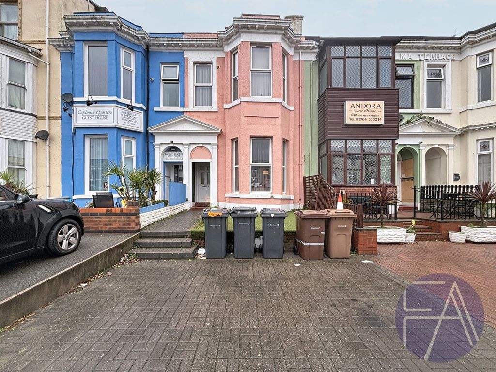 Property photo 2 of 2 4728914