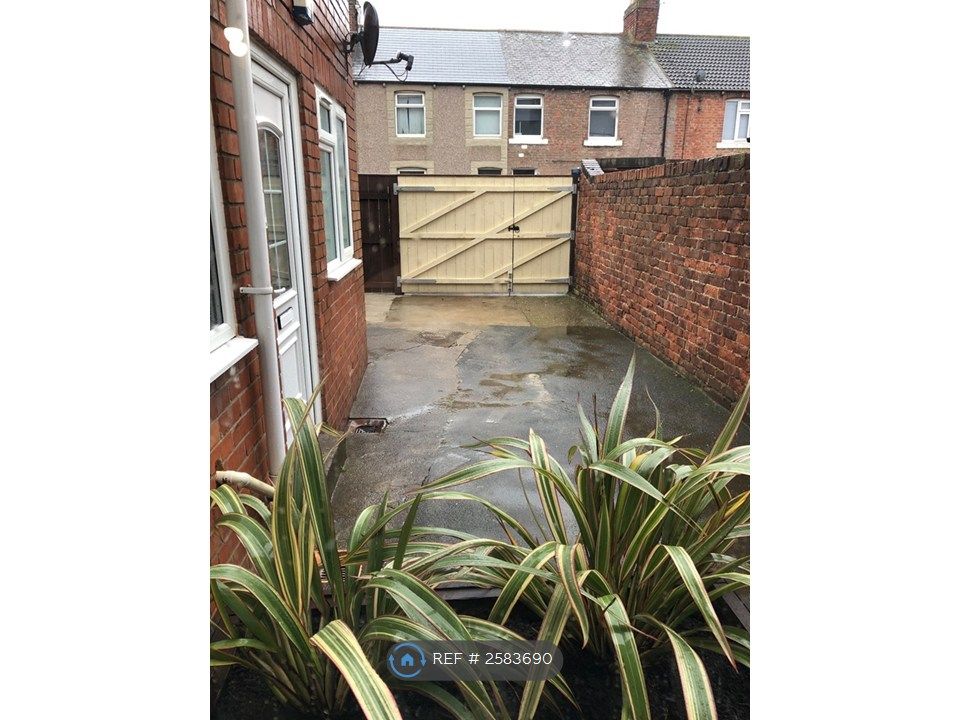 Property photo 2 of 15