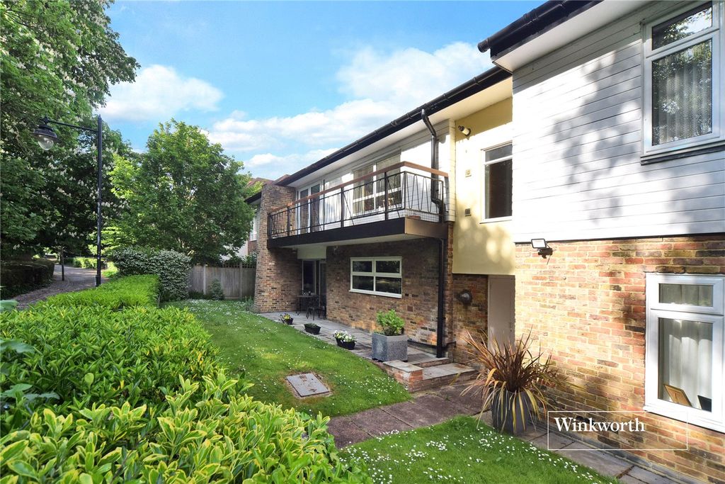 Property photo 3 of 23 Picture No. 02