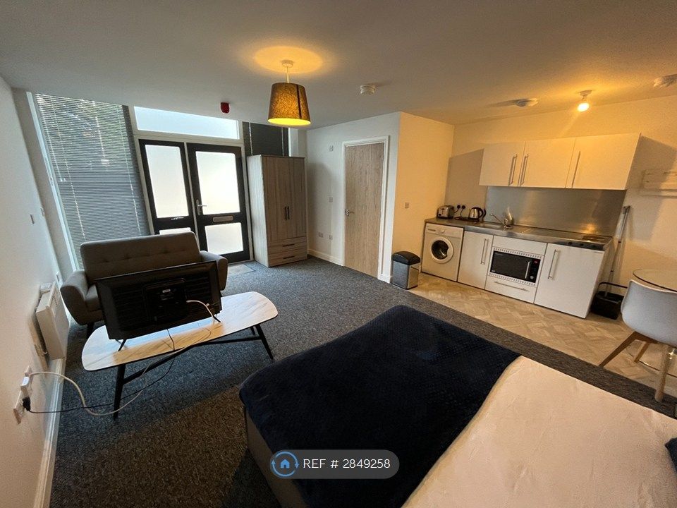 Property photo 3 of 5