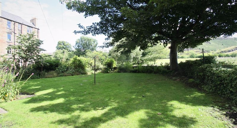 Property photo 2 of 9 Photo 5