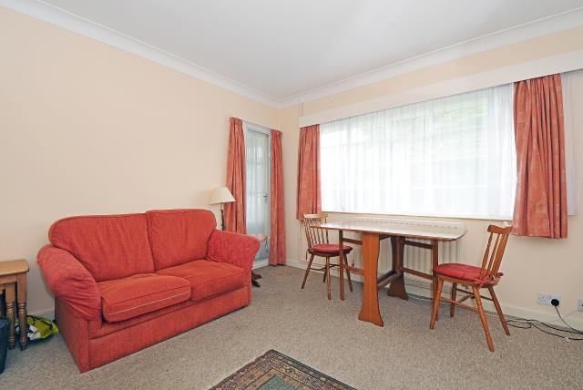 Property photo 3 of 8 Internal View