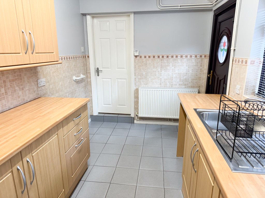 Property photo 3 of 16 Img_3486