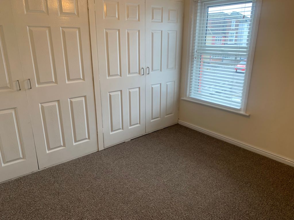 Property photo 2 of 6 Bedroom 2