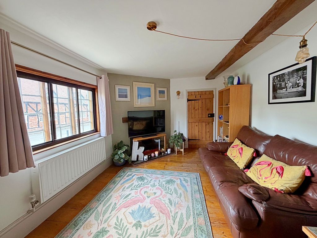 Property photo 3 of 21 Sitting Room