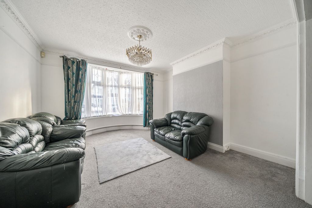 Property photo 2 of 18 1535817 (7).Jpg