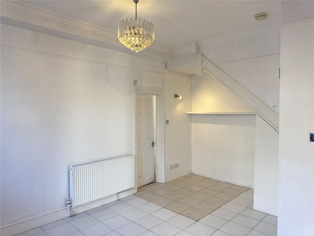 Property photo 3 of 7 Picture No. 02