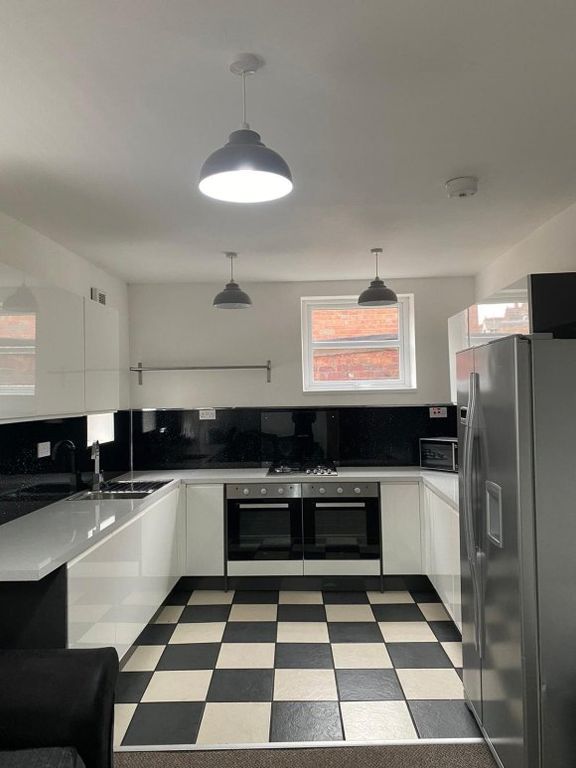 Property photo 1 of 10 7390138.Jpg