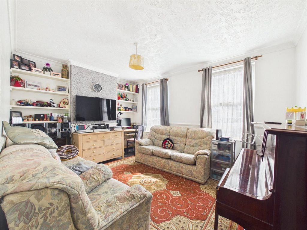 Property photo 2 of 13 Picture No. 08