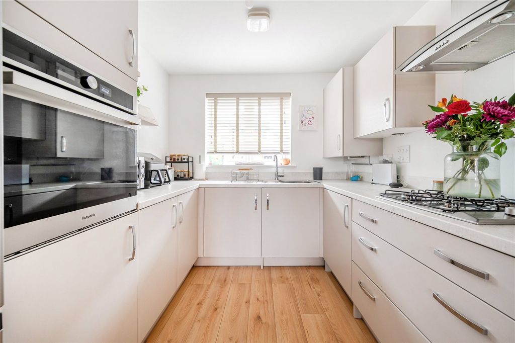 Property photo 2 of 11 Picture No. 06