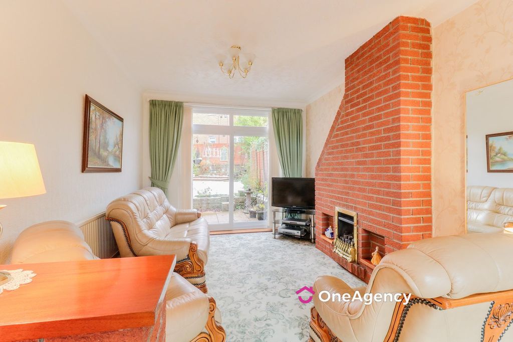 Property photo 2 of 14