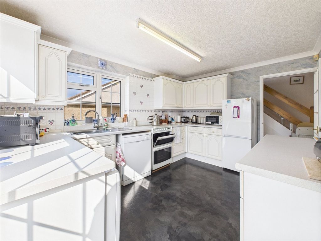 Property photo 3 of 16 Picture No. 05