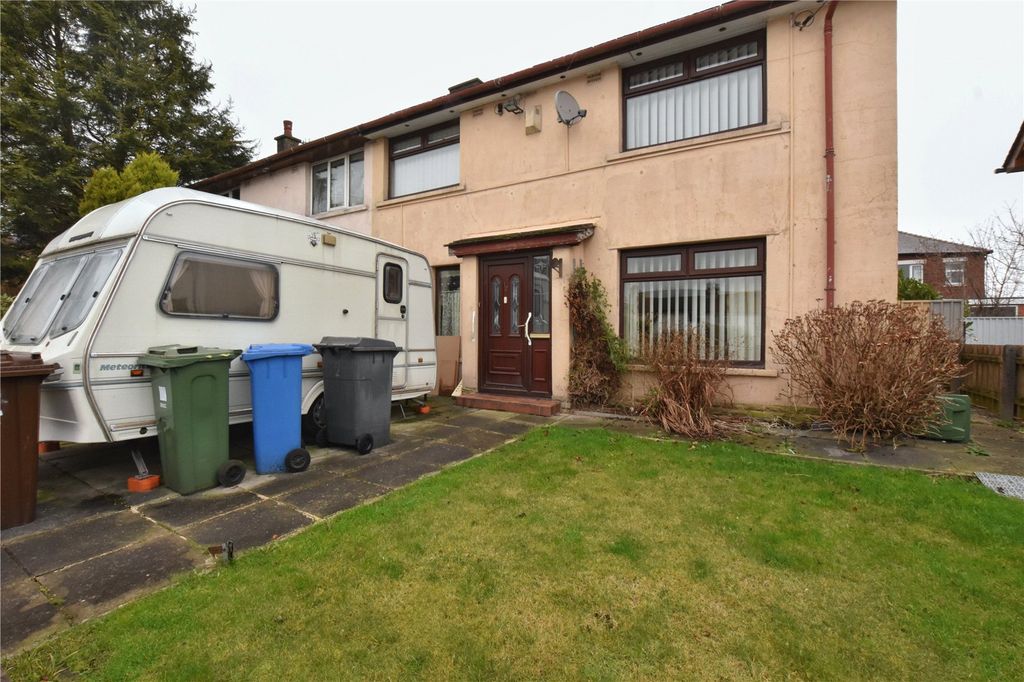 Property photo 1 of 20 Front