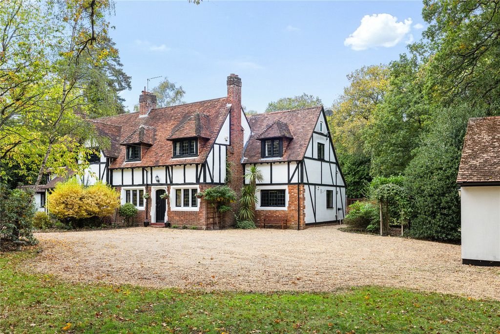 Property photo 1 of 43 Picture No. 34