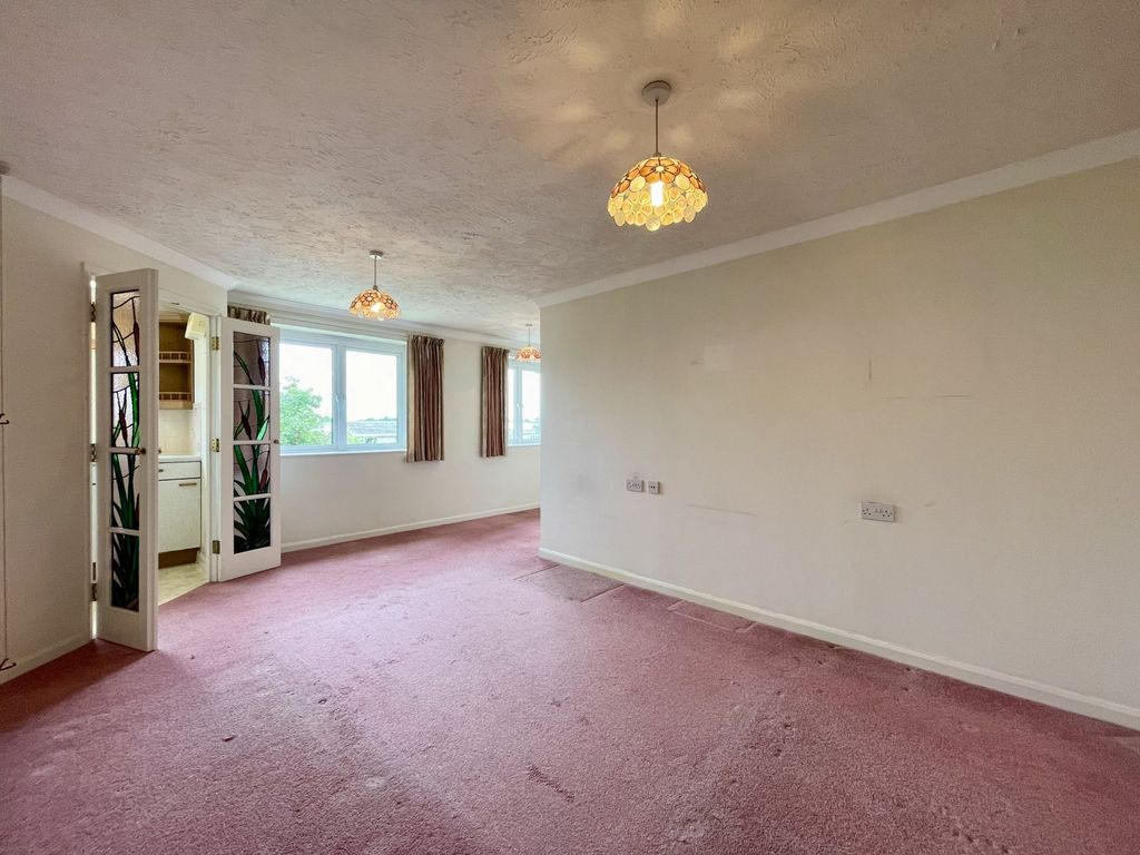 Property photo 3 of 12 Picture No. 06