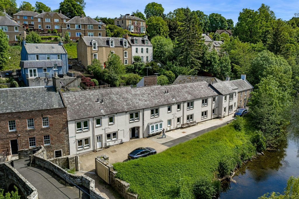 Property photo 1 of 6 Richmond Row, Jedburgh Compressed (24 Of 34).Jpg