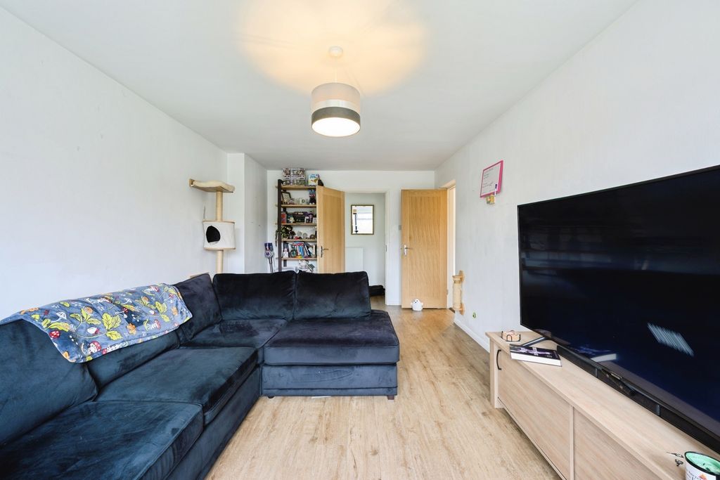 Property photo 2 of 13 Pbox-Img.Jpg