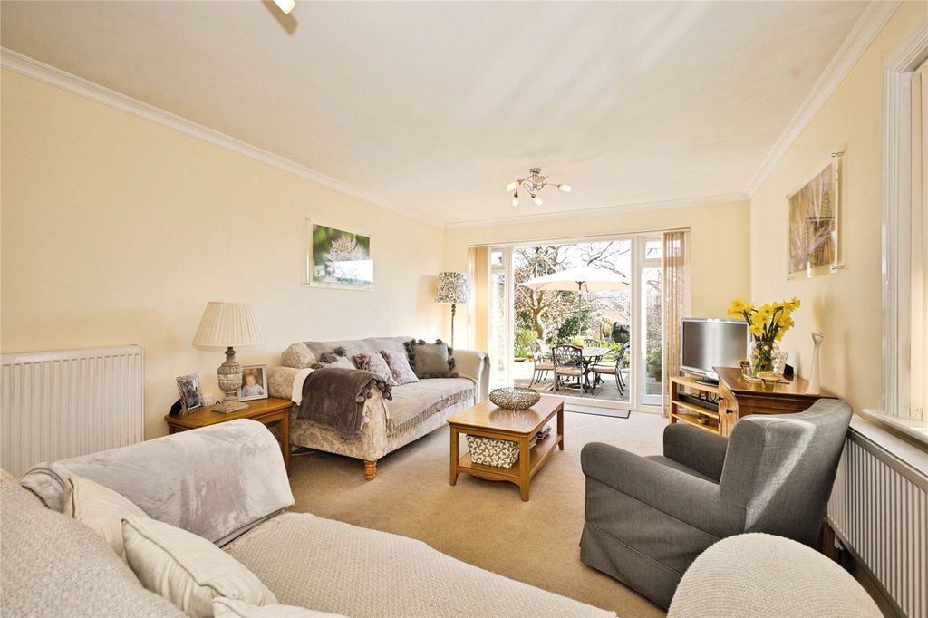 Property photo 2 of 26 Picture No. 20