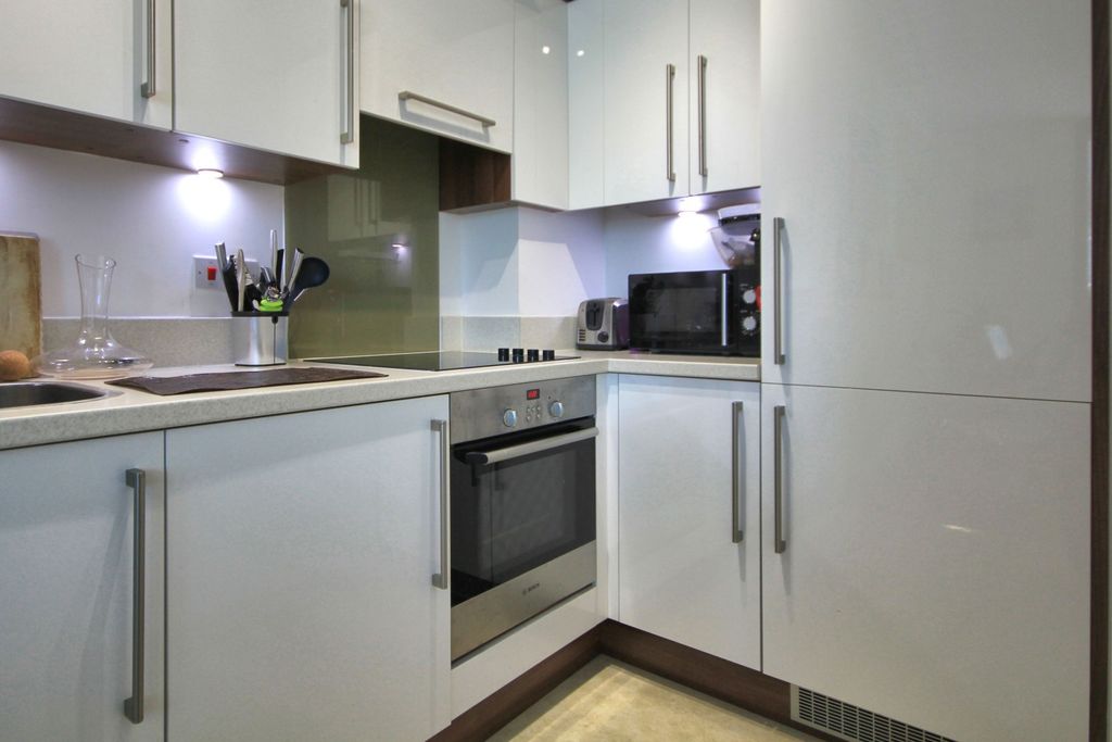 Property photo 3 of 5 Kitchen