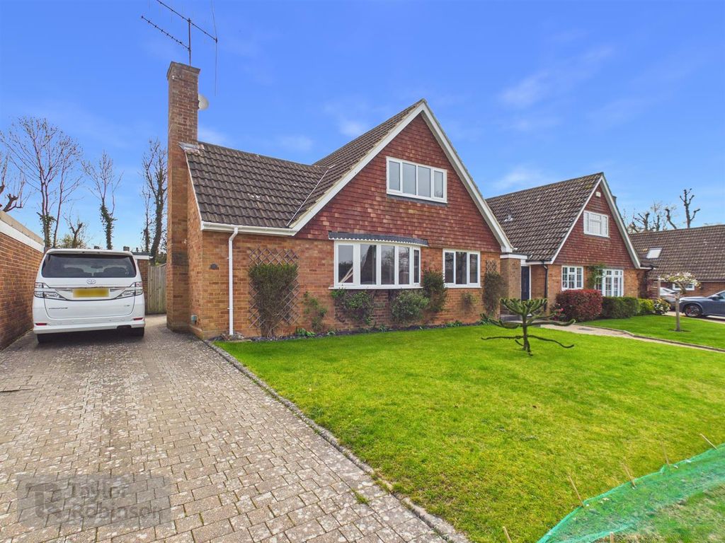 Property photo 1 of 20 Cam02600G0-Pr0681-Still030.Jpg