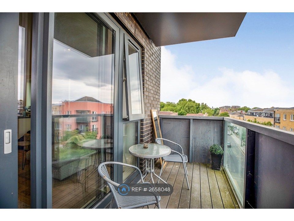 Property photo 2 of 14 Terrace