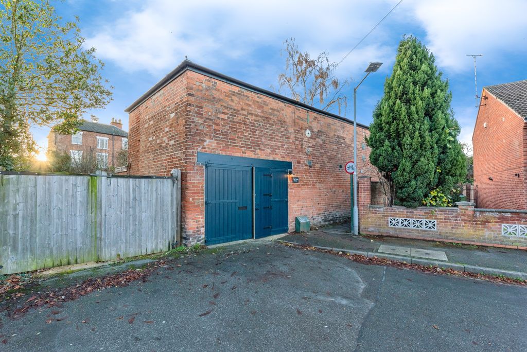 Property photo 2 of 14 Rear_The_Coach_House-24