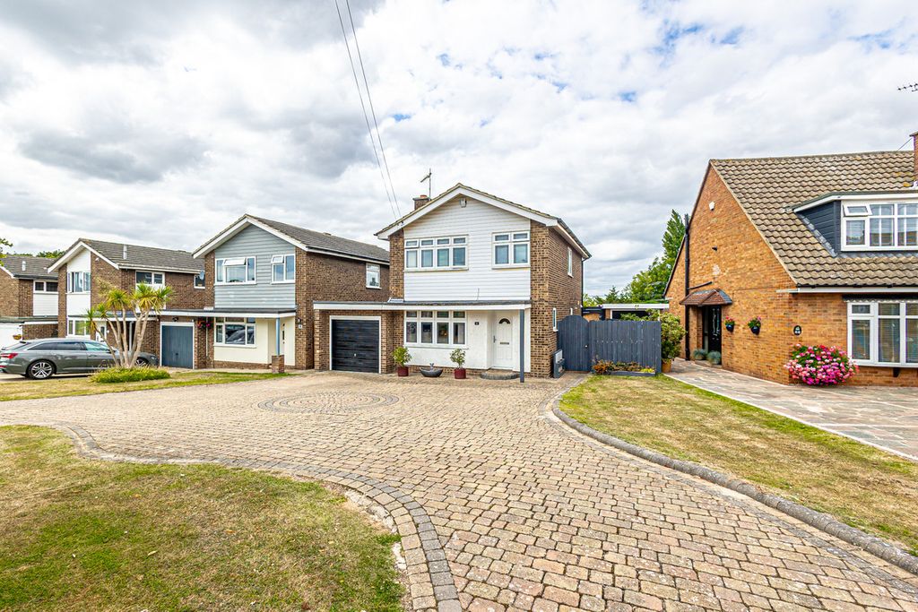 Property photo 1 of 34