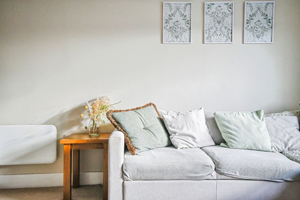 Property photo 2 of 20 Pbox-Img.Jpg