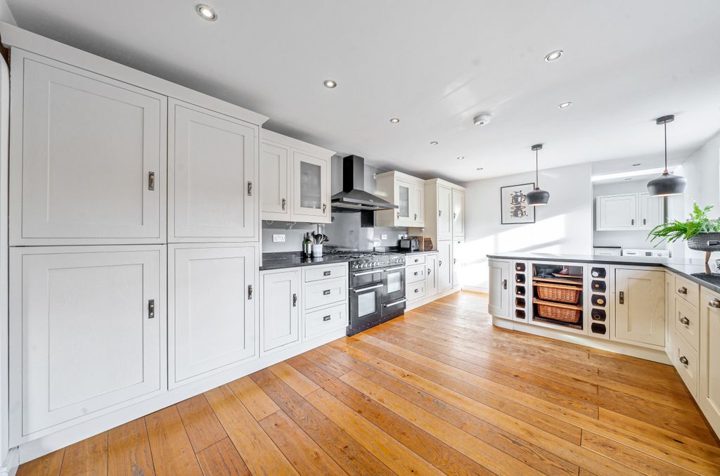 Property photo 2 of 12 1047400 (4).Jpg