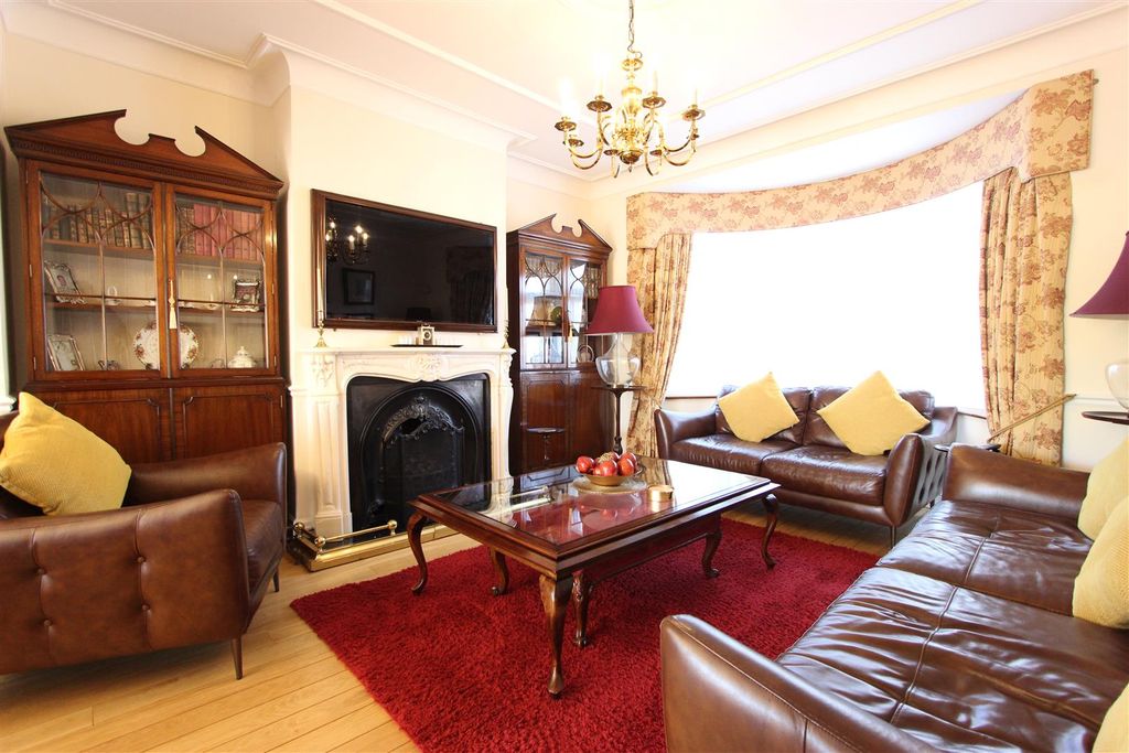 Property photo 3 of 33 Img_5435.Jpg