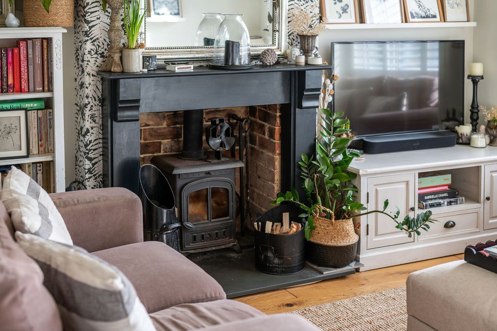 Property photo 3 of 31