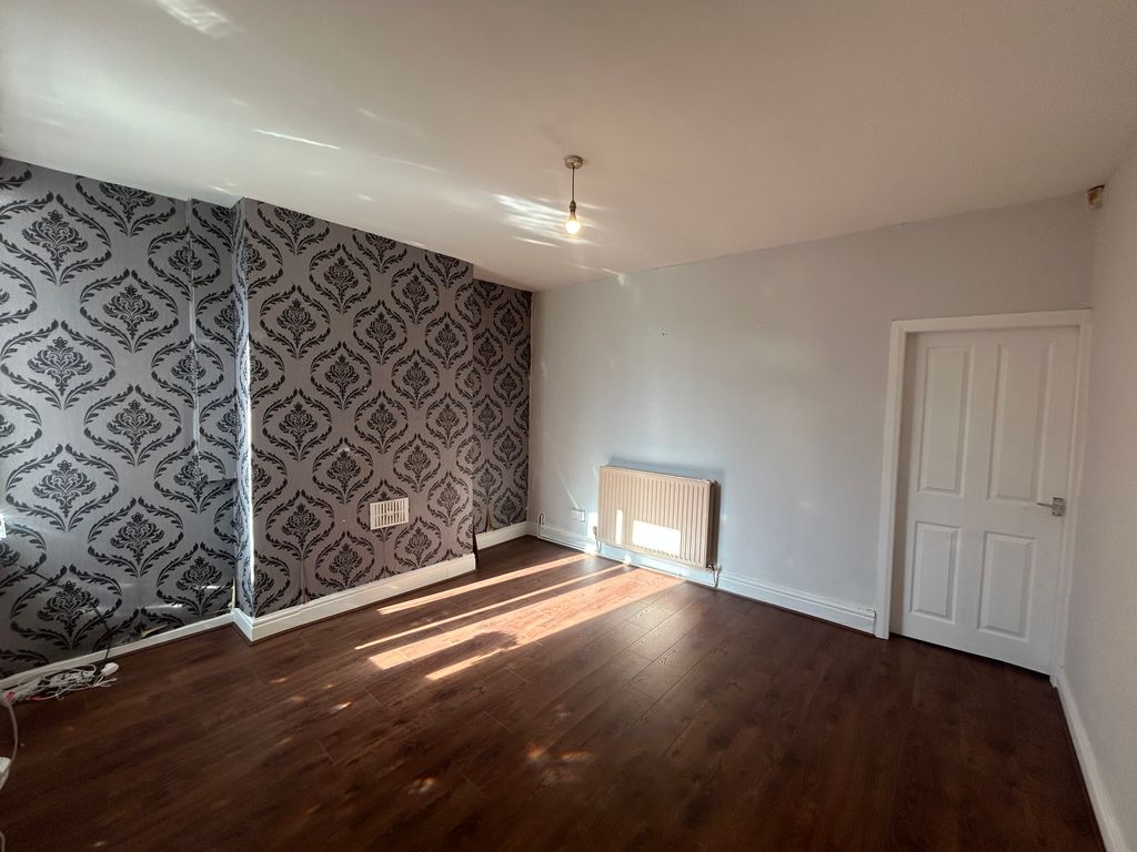 Property photo 3 of 9 Image