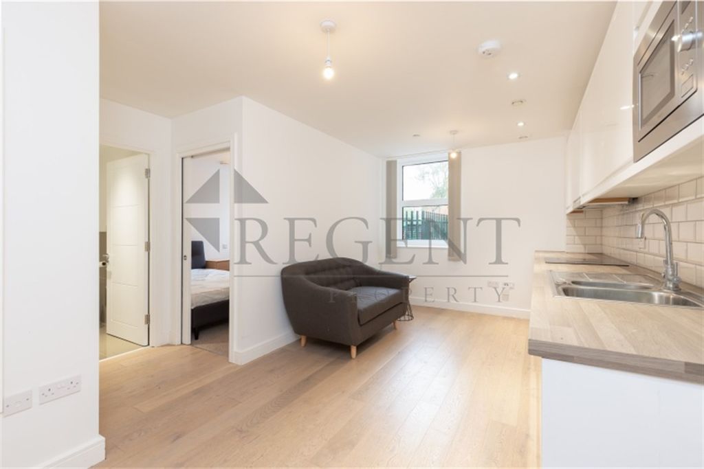 Property photo 2 of 6 Open Plan