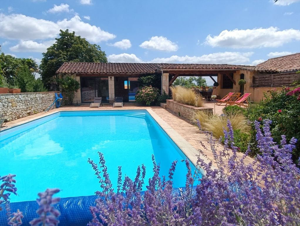 Property photo 1 of 30 Stunning Village Home In The Heart Of A Gascon Village