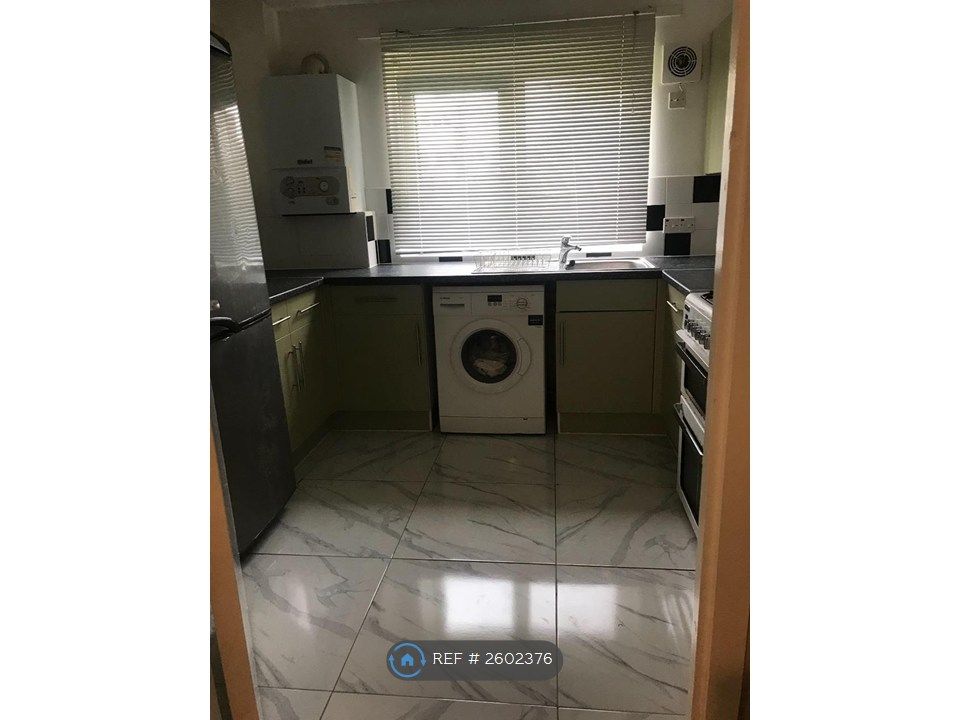 Property photo 1 of 3