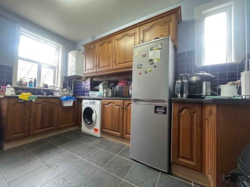 Property photo 3 of 18 Photo 16