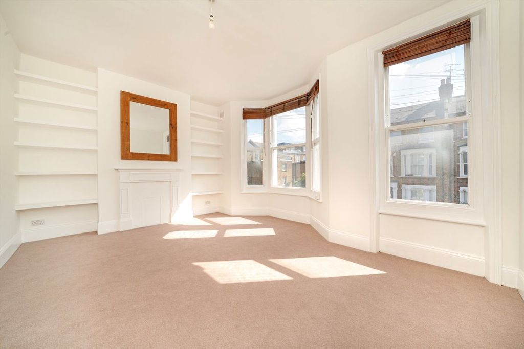 Property photo 2 of 5