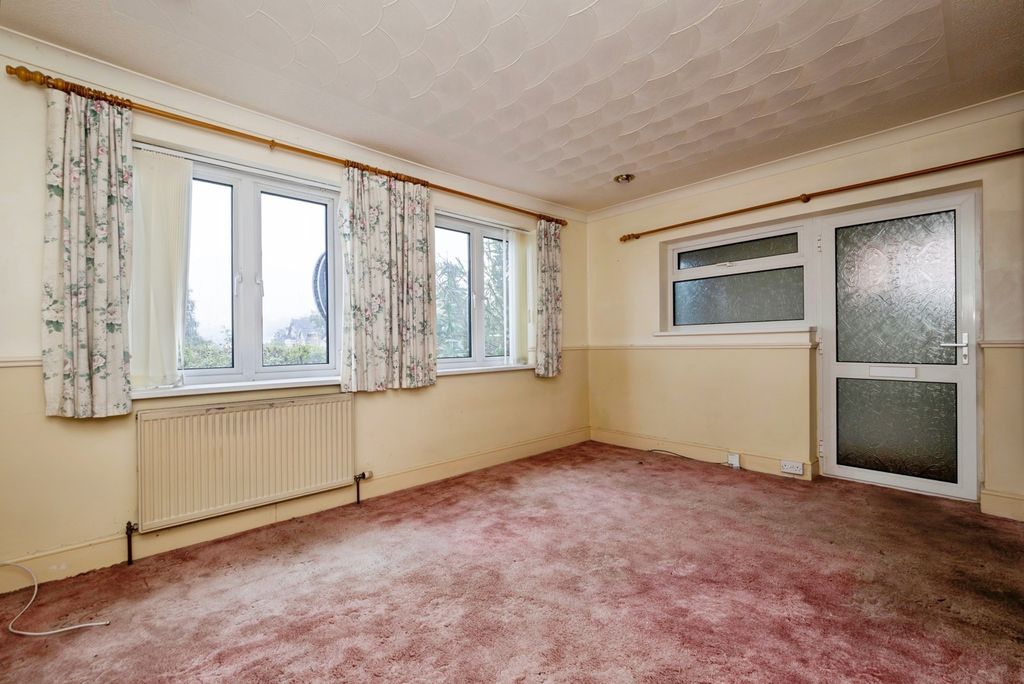 Property photo 3 of 18 Photo