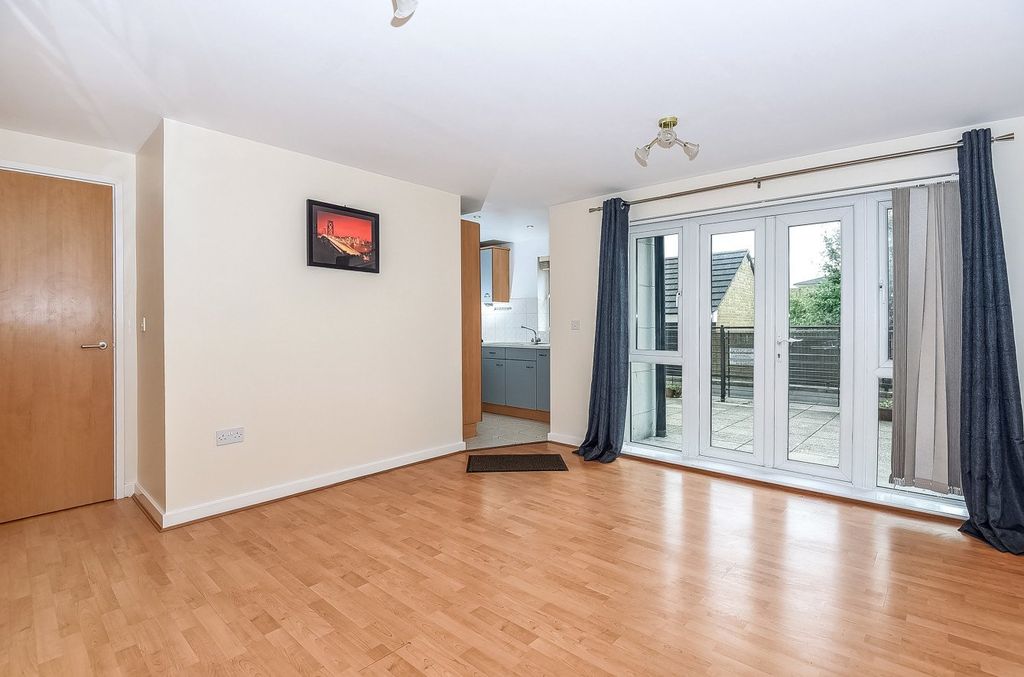 Property photo 2 of 6 Picture No. 02