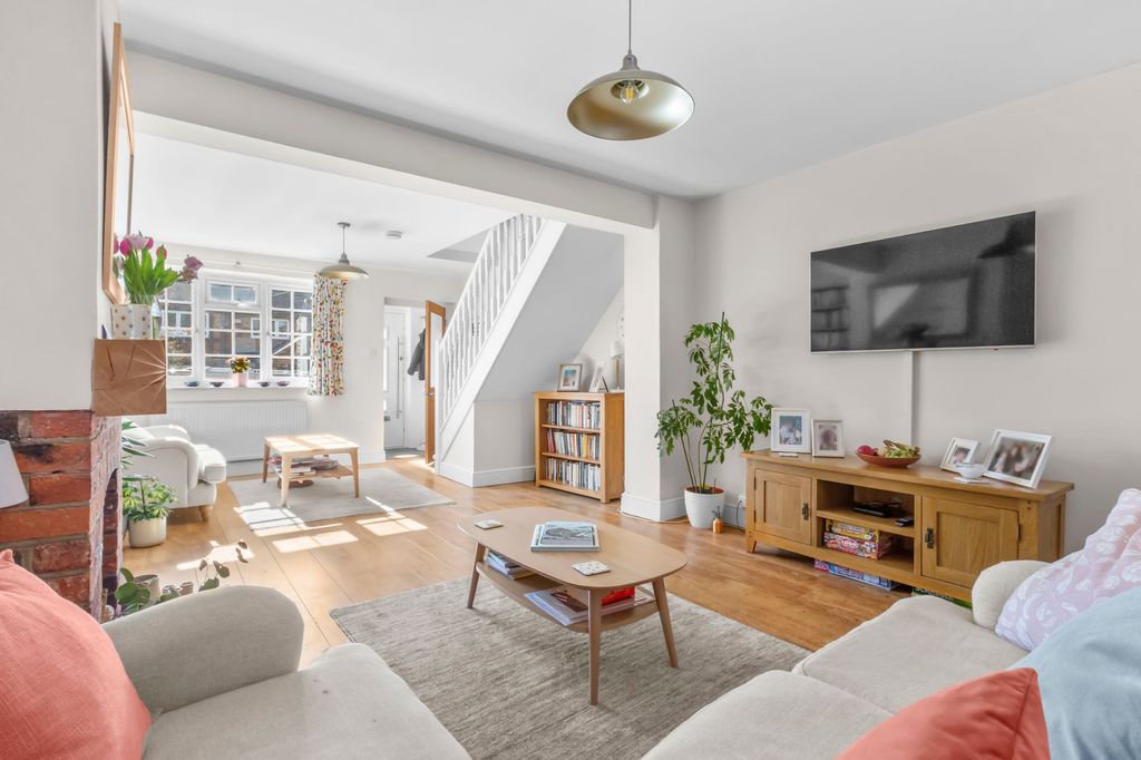 Property photo 2 of 12