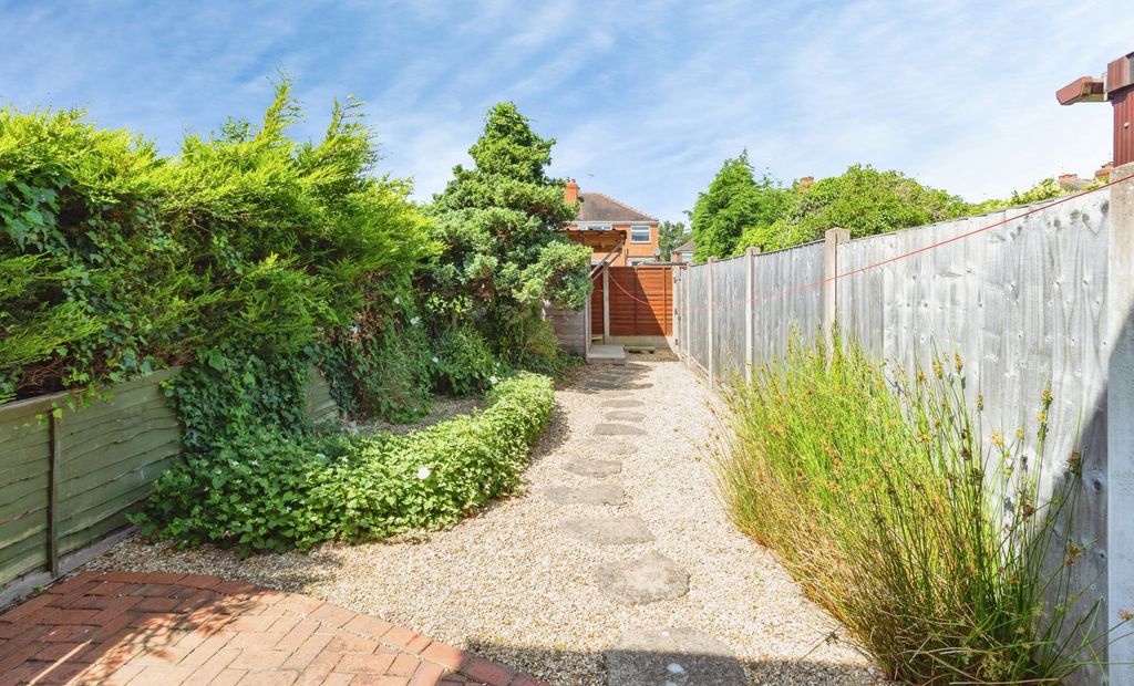 Property photo 2 of 18 Pbox-Img.Jpg