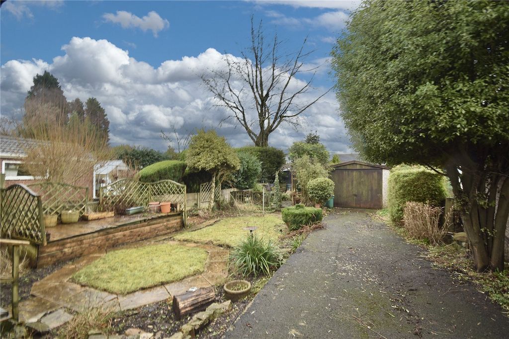 Property photo 2 of 16 Picture No. 02